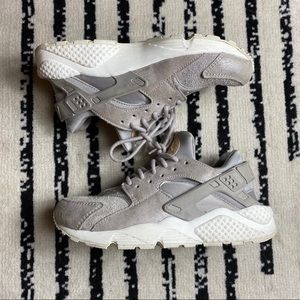 Women’s Nike Huarache